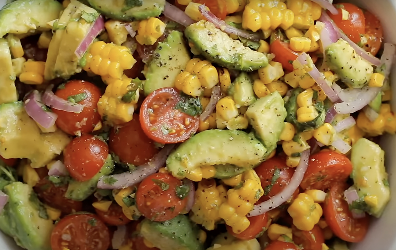 Смачна свіжість. Три апетитні рецепти салатів для літа